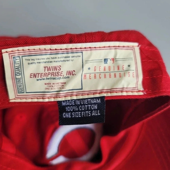 Cincinnati Reds "C" Franchise Twins Enterprise MLB Red Embroidered Cap Cotton OS - Picture 3 of 9